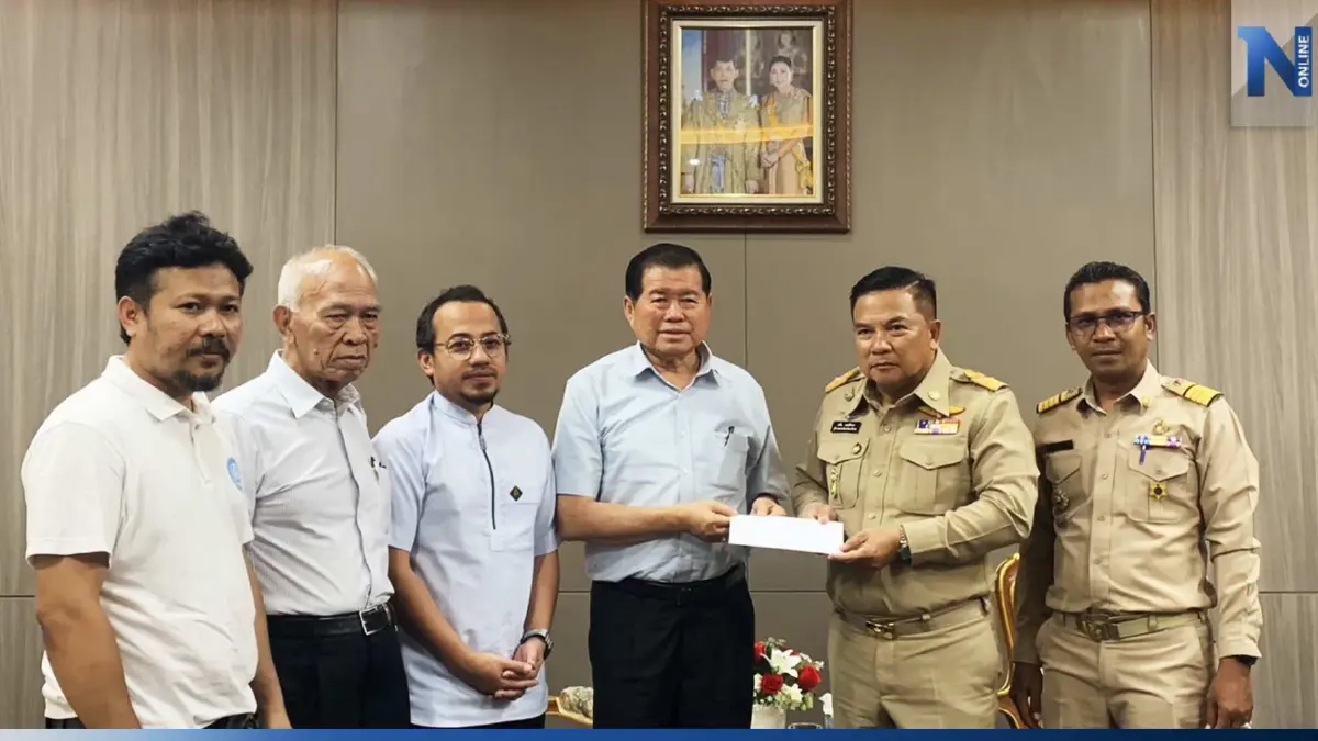 นิพนธ์ มอบเงิน 190,000 บาท มูลนิธิม.ร.ว.เสนีย์ฯ ช่วยผู้ประสบภัยพลุระเบิดมูโนะ