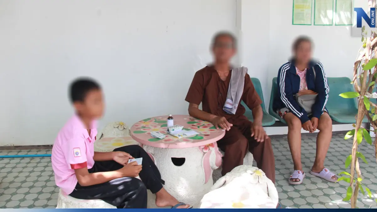 แม่รับไม่ได้ ครูพละสั่งทำโทษลูกชาย ลุกนั่ง 100 ครั้ง จนไข้ขึ้นอาเจียน