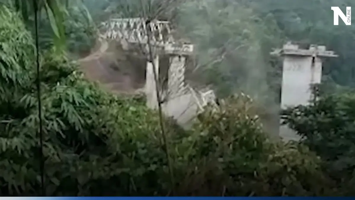 สุดสลด สะพานรถไฟข้ามหุบเขาพังถล่ม คนงานประมาณ 40 คน รอดชีวิตไม่กี่คน