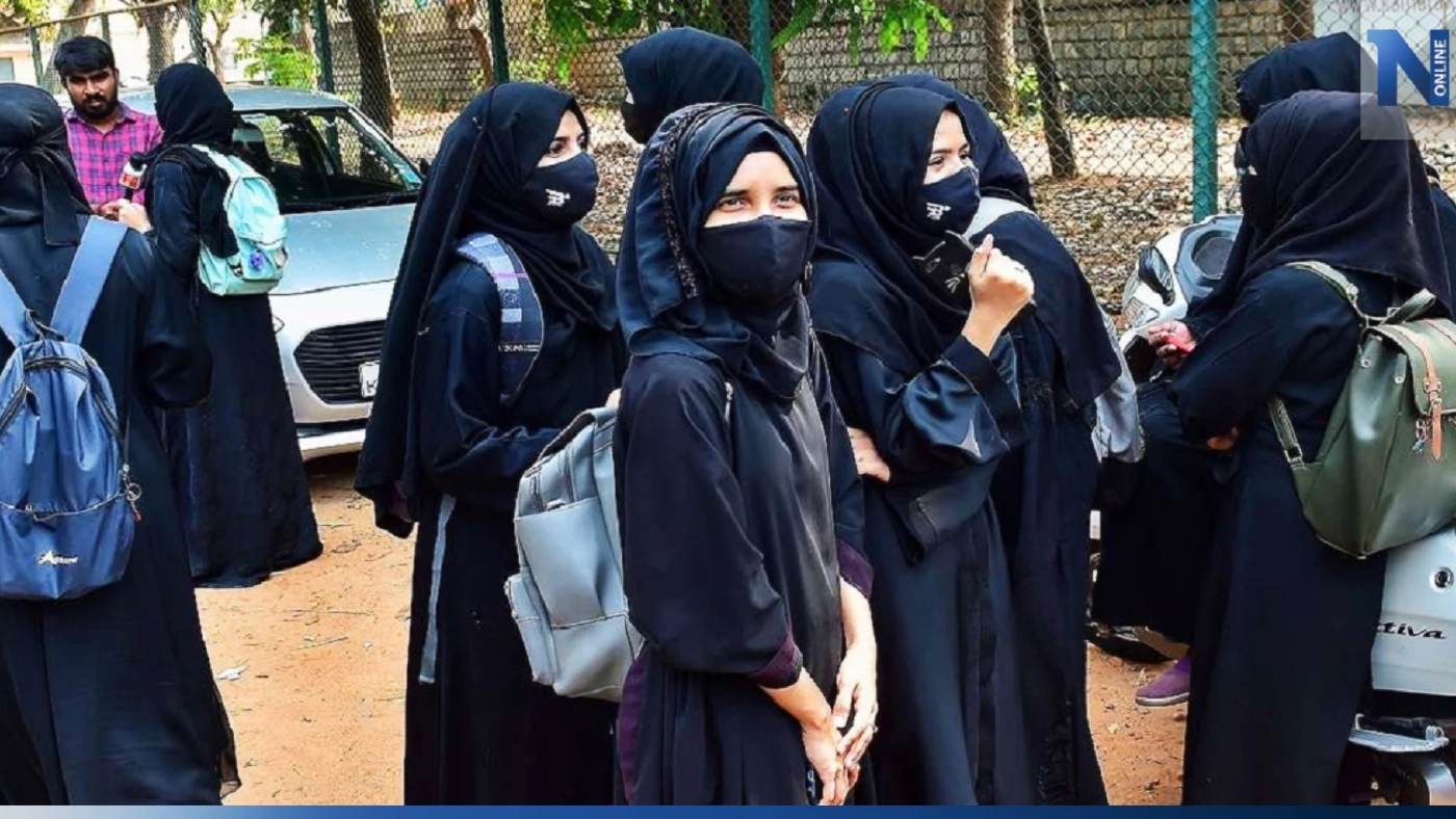 ฝรั่งเศสจะแบน "อาบายะห์" ของมุสลิมในโรงเรียน