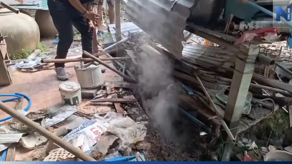 เจ้าของบ้านผวา! ควันปริศนาพุ่งออกมาจากดิน คางคกโดดลงไปถูกต้มจนสุก เจ้าของบ้านผวา! ควันปริศนาพุ่งออกมาจากดิน คางคกโดดลงไปถูกต้มจนสุก