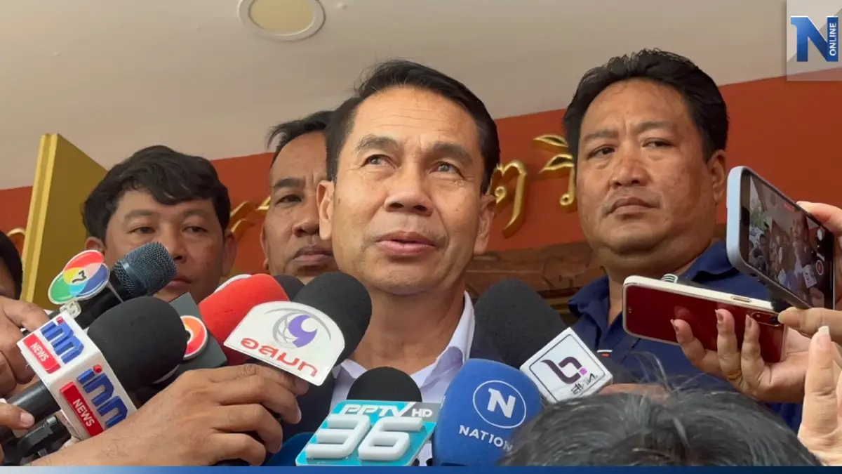 "สุทิน" ปัดตอบคุมกลาโหม ยันพร้อมทำงานให้เกียรติกองทัพ "สุทิน" ปัดตอบคุมกลาโหม ยันพร้อมทำงานให้เกียรติกองทัพ