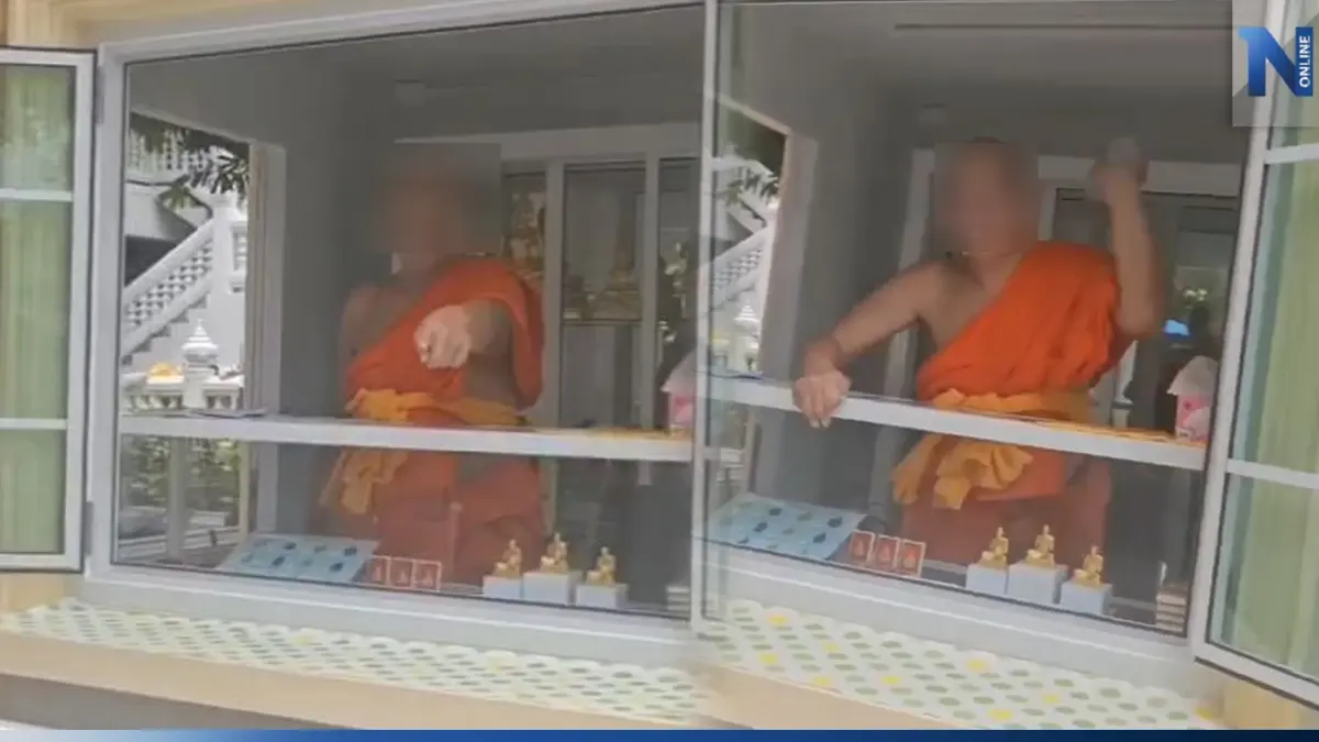 คลิปเดือด! หลวงพี่วัดดัง ด่ากราดไกด์นำเที่ยว-ขว้างขวดน้ำใส่