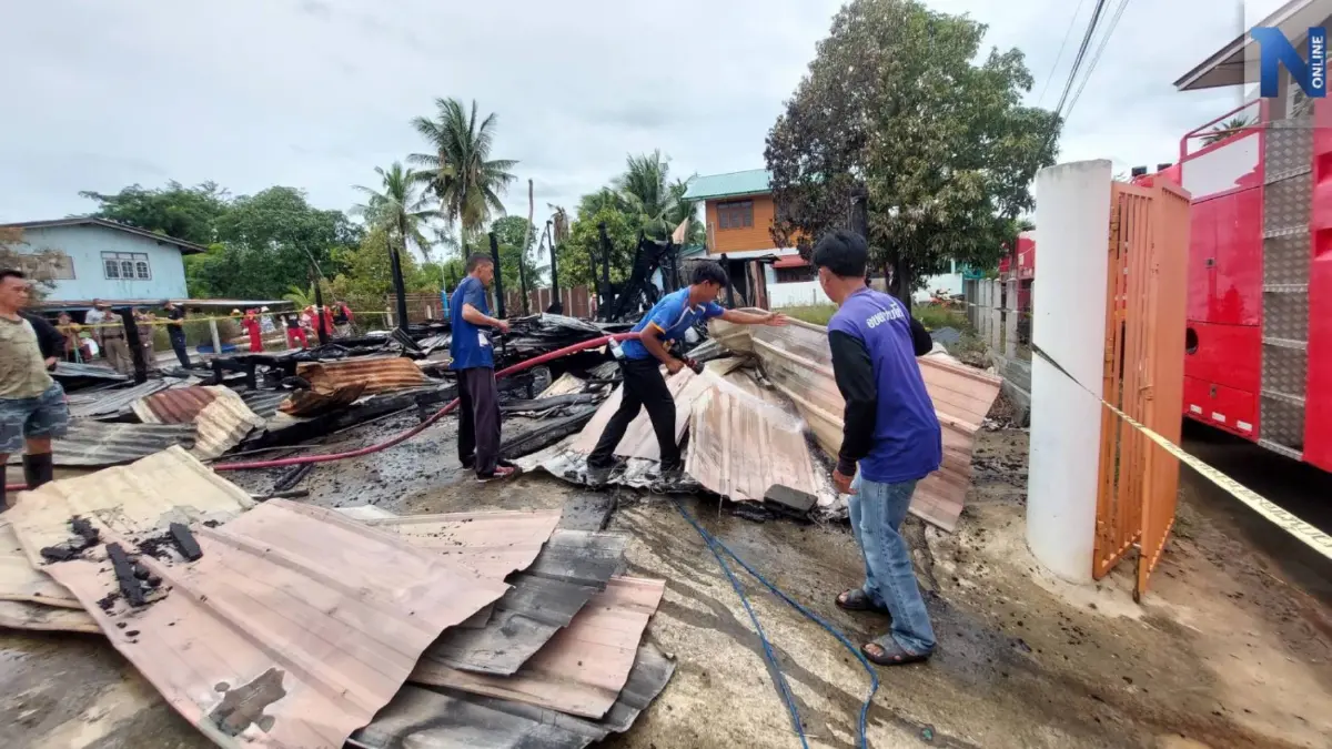 สลด ไฟไหม้บ้านโคกสำโรง ย่างสด ย่า-หลาน 3 ขวบ ดับสยอง สลด ไฟไหม้บ้านโคกสำโรง ย่างสด ย่า-หลาน 3 ขวบ ดับสยอง