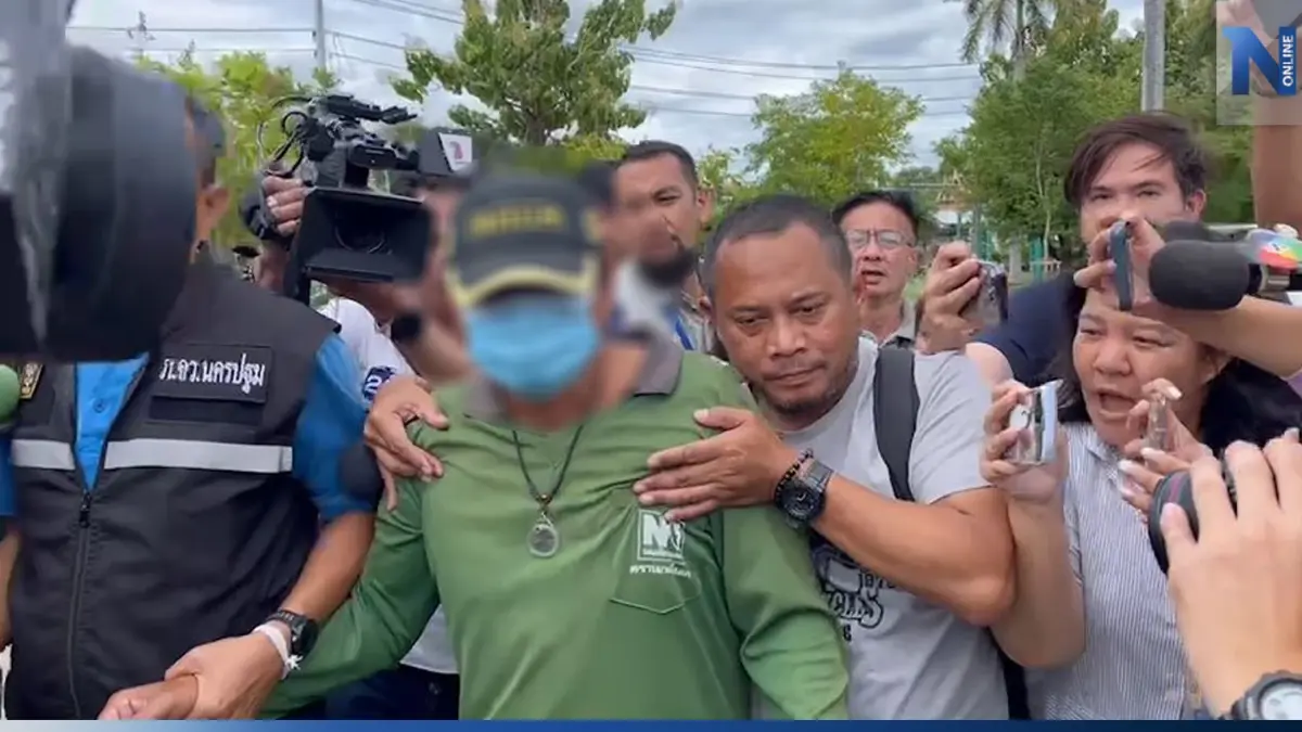 วงจรปิดบ้านกำนันนก เห็น รปภ. เดินถือปืนในงาน ตร.คุมตัวไปตรวจยึดของกลาง