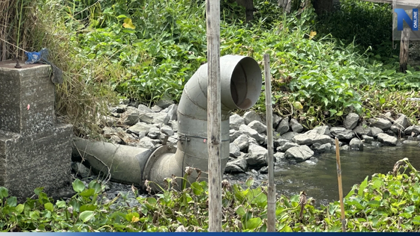 ชาวบ้านสุดทน โรงงานกระดาษปล่อย "น้ำเสีย" ลงแม่น้ำ ร้องเรียนแล้วไร้ผล