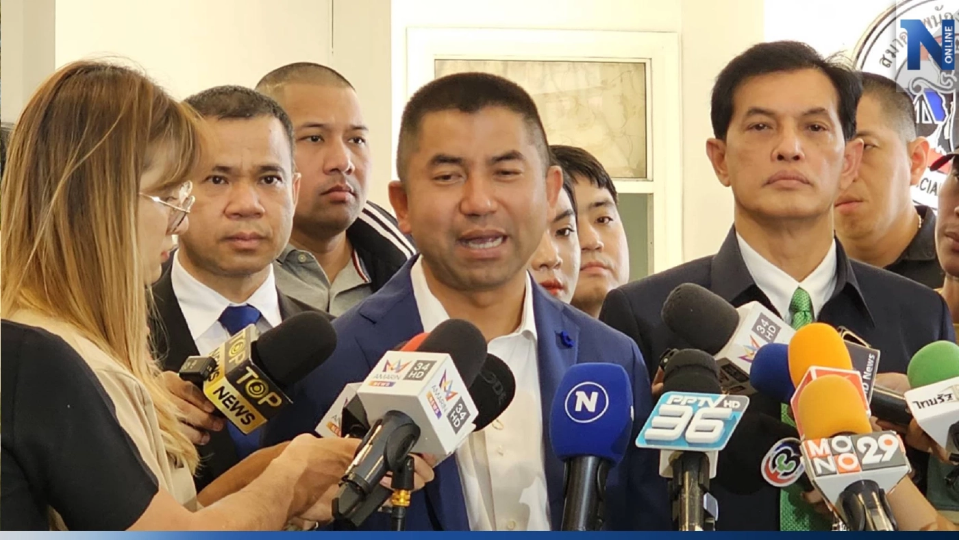 "บิ๊กโจ๊ก" ลั่นไม่อยากทุบหม้อข้าว หากเปิดข้อมูลเกรง สตช. สะเทือน "บิ๊กโจ๊ก" ลั่นไม่อยากทุบหม้อข้าว หากเปิดข้อมูลเกรง สตช. สะเทือน