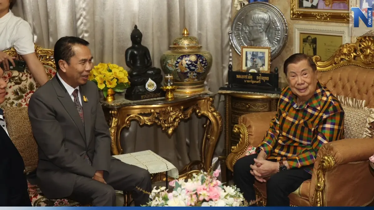 "สุทิน" เข้าขอพร "บิ๊กจิ๋ว" ยกเป็นปูชนียบุคคล  โวมีนายพลร่วม 100 เป็นคณะทำงาน