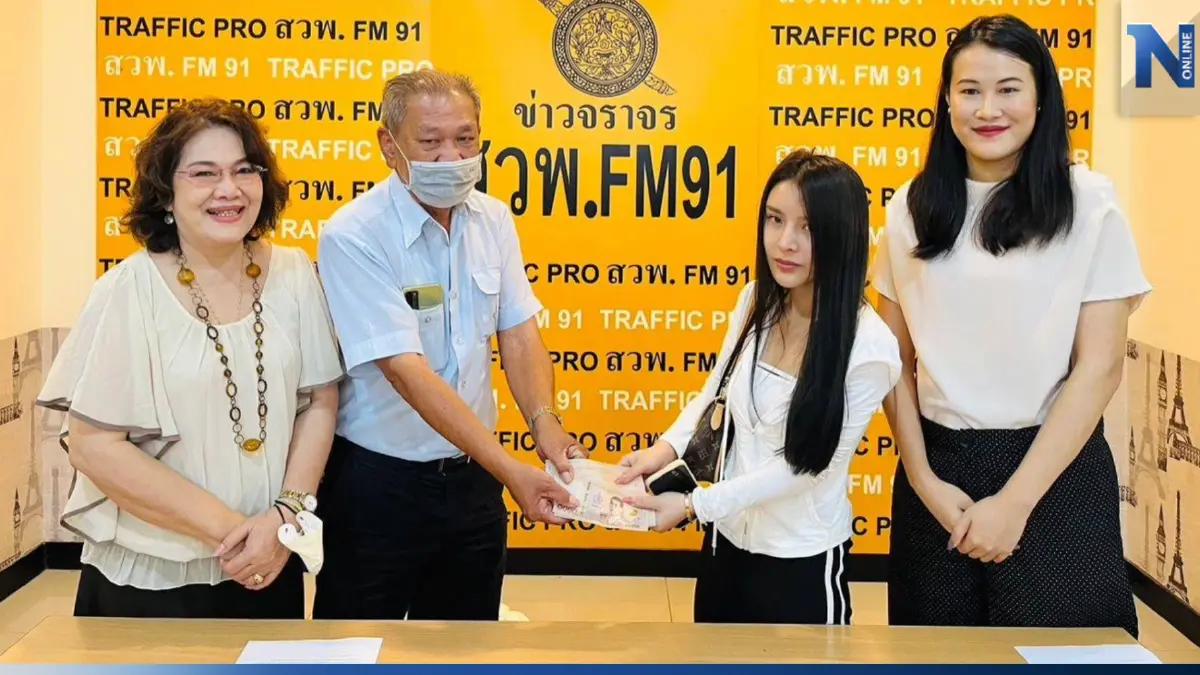 แท็กซี่คนดี เก็บเงินได้ 5 หมื่นกว่าบาท ประสานส่งคืนนักท่องเที่ยวชาวจีน