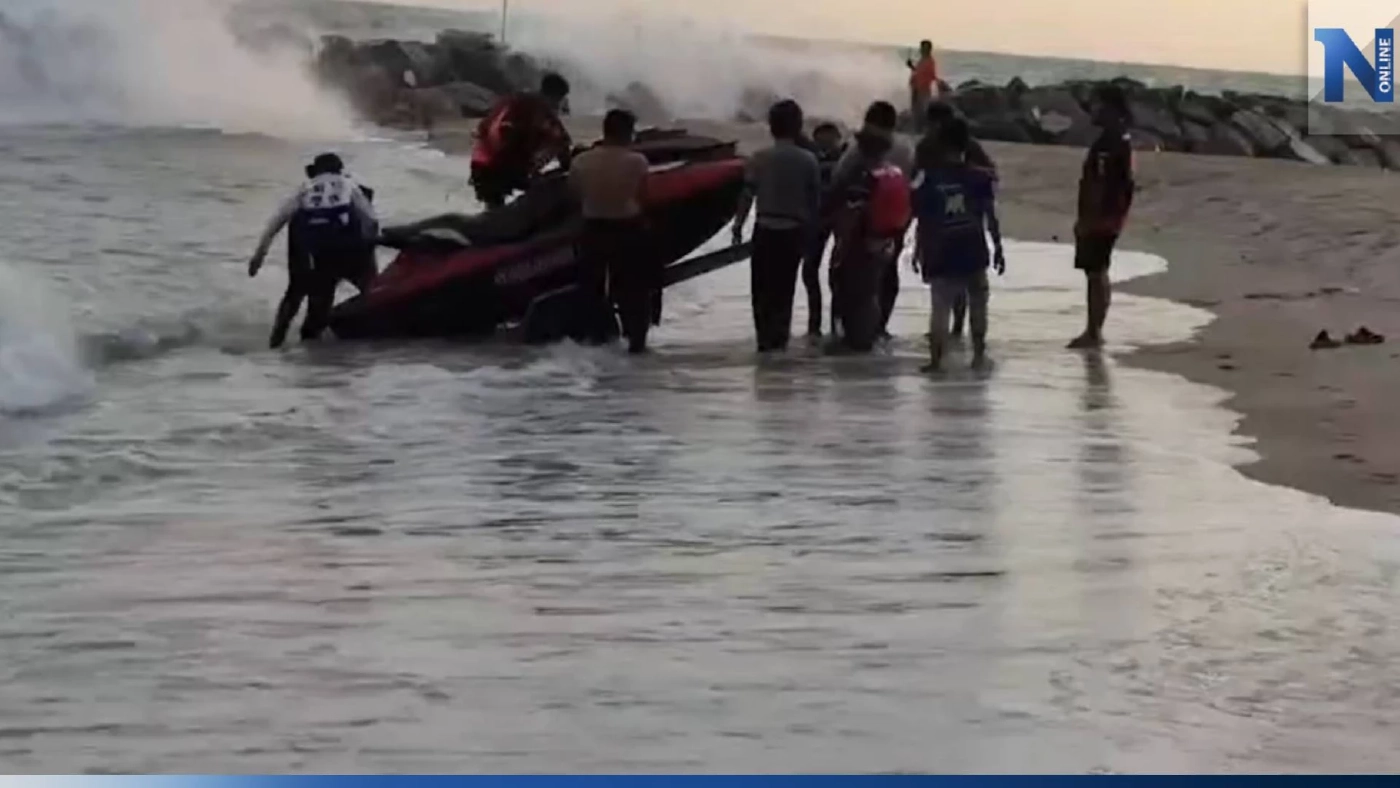 เร่งค้นหานักเรียนหญิง ฝ่าธงแดงลงเล่นน้ำหาดแสงจันทร์ โดนคลื่นซัดจมหาย เร่งค้นหานักเรียนหญิง ฝ่าธงแดงลงเล่นน้ำหาดแสงจันทร์ โดนคลื่นซัดจมหาย