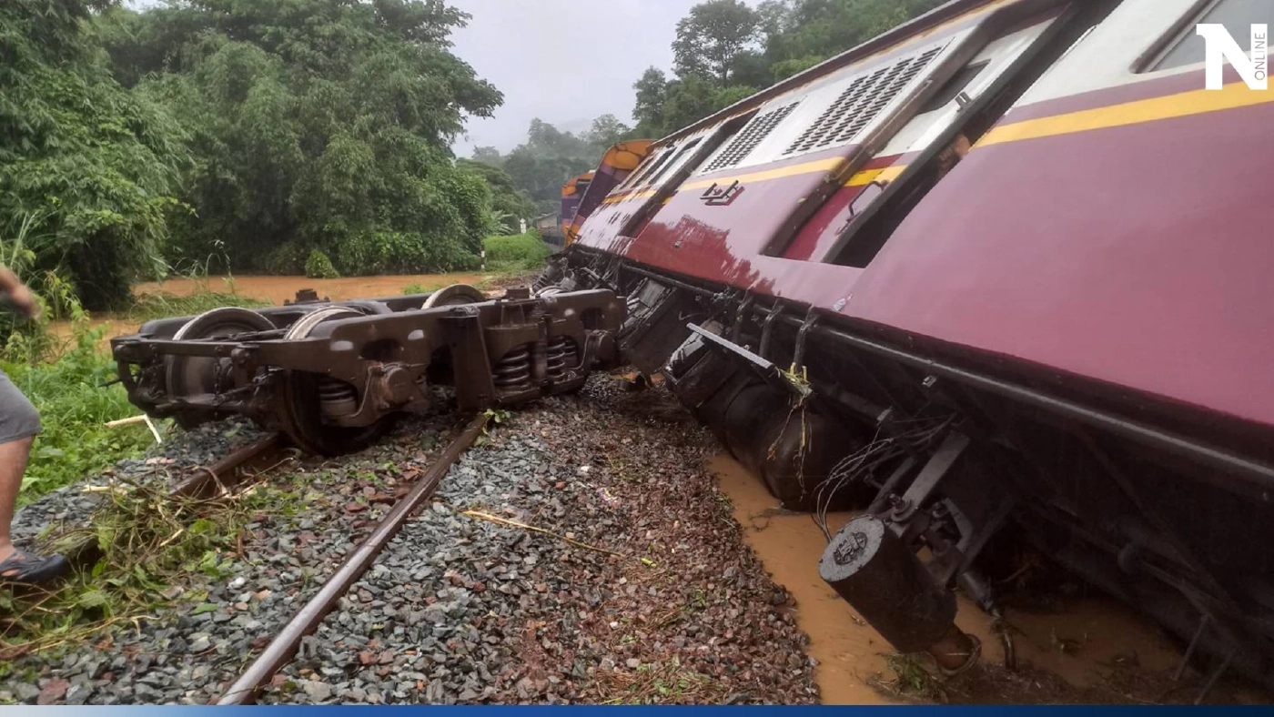 ฝนถล่มหนักเมืองแพร่ น้ำป่าทะลัก รถไฟด่วนพิเศษตกราง เส้นทางสายเหนือชะงัก ฝนถล่มหนักเมืองแพร่ น้ำป่าทะลัก รถไฟด่วนพิเศษตกราง เส้นทางสายเหนือชะงัก