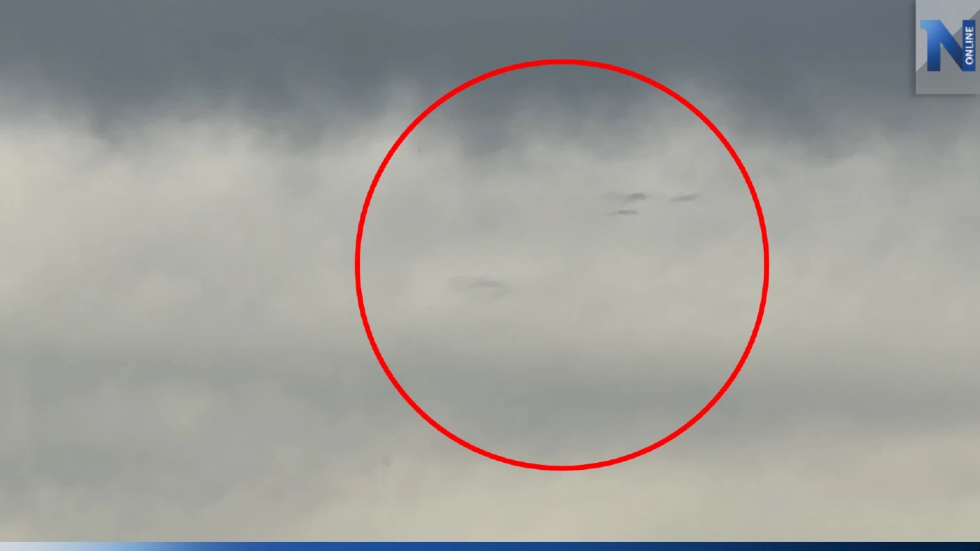 ฮือฮา! ผอ.รพ.สต. ถ่ายคลิป "UFO" 4 ลำ กลางเมฆฝน ที่ขอนแก่น (มีคลิป)