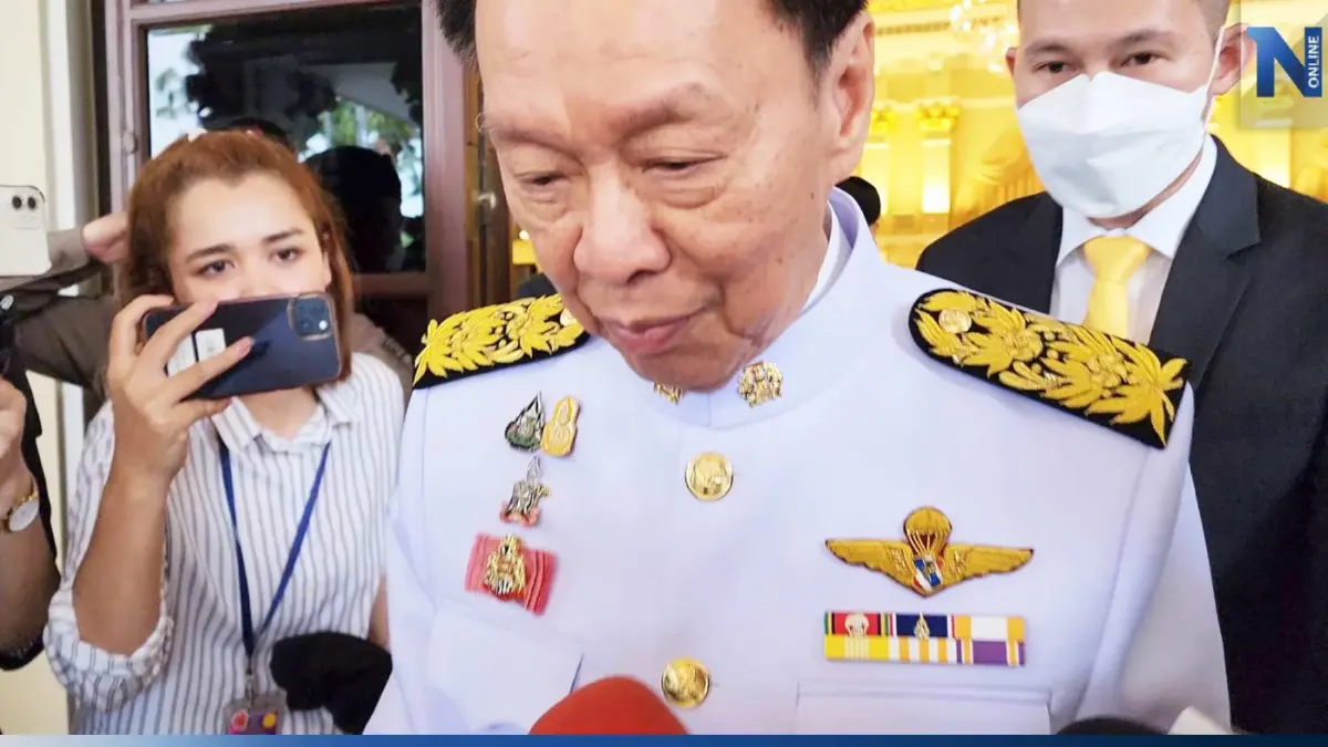 พล.ต.อ.พัชรวาท ปัด รับไม้ต่อสานงานพรรคแทน ยัน "บิ๊กป้อม" ยังไม่วางมือ