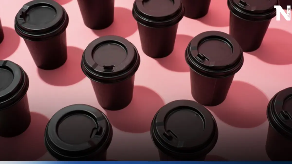 เกาหลีใต้นำร่องเก็บเงินค่าแก้วกาแฟใช้แล้วทิ้งในกรุงโซล หวังลดขยะพลาสติก