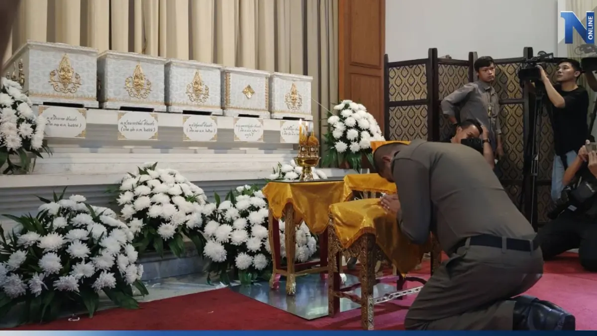 ครอบครัวเหยื่อ "เอ็ม" เศร้า ร่วมส่งวิญญาณเด็กทั้ง 5 ขึ้นสวรรค์