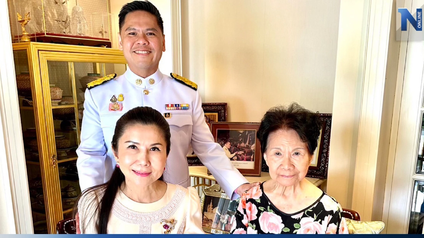 "วราวุธ" กราบขอพร "แม่-พี่สาว" ก่อนเข้ารับตำแหน่งรมว.พัฒนาสังคมฯ "วราวุธ" กราบขอพร "แม่-พี่สาว" ก่อนเข้ารับตำแหน่งรมว.พัฒนาสังคมฯ