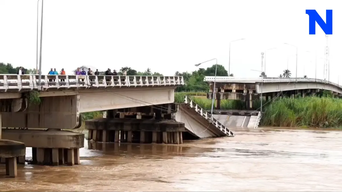 "น้ำปิง"ไหลแรงซัด"สะพานวังแขม" กำแพงเพชร พังถล่ม (มีคลิป) "น้ำปิง"ไหลแรงซัด"สะพานวังแขม" กำแพงเพชร พังถล่ม (มีคลิป)