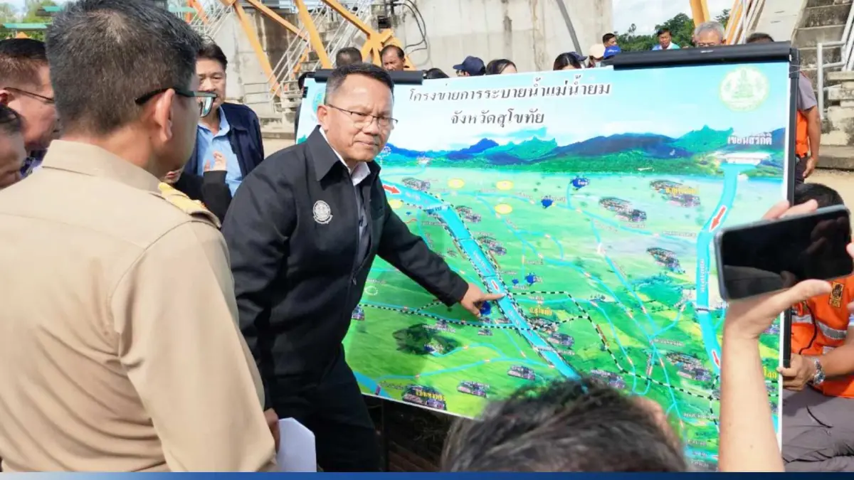 "สมศักดิ์" บินด่วน เกาะติดน้ำท่วมสุโขทัย เผย นายกฯห่วง กำชับเร่งช่วยปชช.