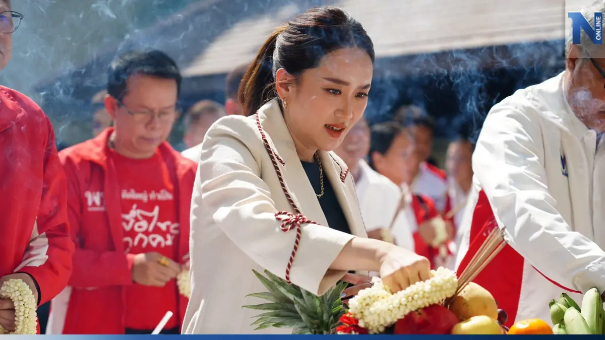 "อนุสรณ์" เชื่อ "อุ๊งอิ๊งค์" เป็นดาวฤกษ์ เหมาะสมหัวหน้าพรรคคนใหม่ทุกประการ "อนุสรณ์" เชื่อ "อุ๊งอิ๊งค์" เป็นดาวฤกษ์ เหมาะสมหัวหน้าพรรคคนใหม่ทุกประการ