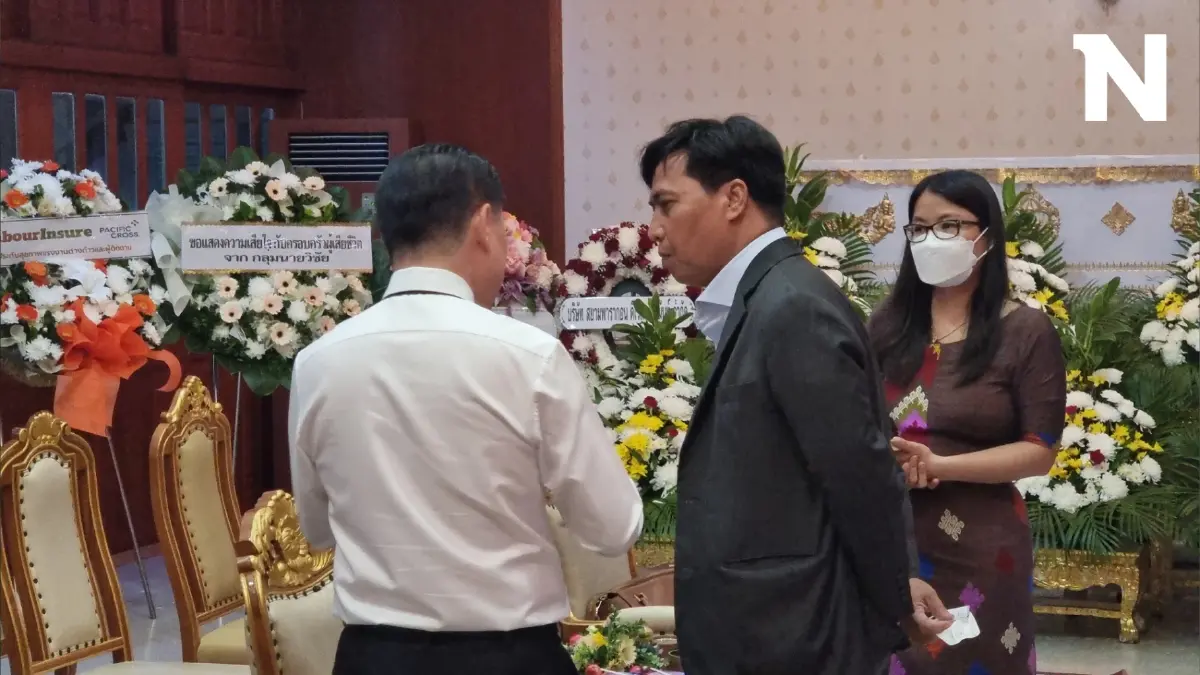 ครอบครัวมือกราดยิง ขอโทษเหยื่อสาวเมียนมา ยังทำใจพฤติกรรมลูกไม่ได้ ครอบครัวมือกราดยิง ขอโทษเหยื่อสาวเมียนมา ยังทำใจพฤติกรรมลูกไม่ได้