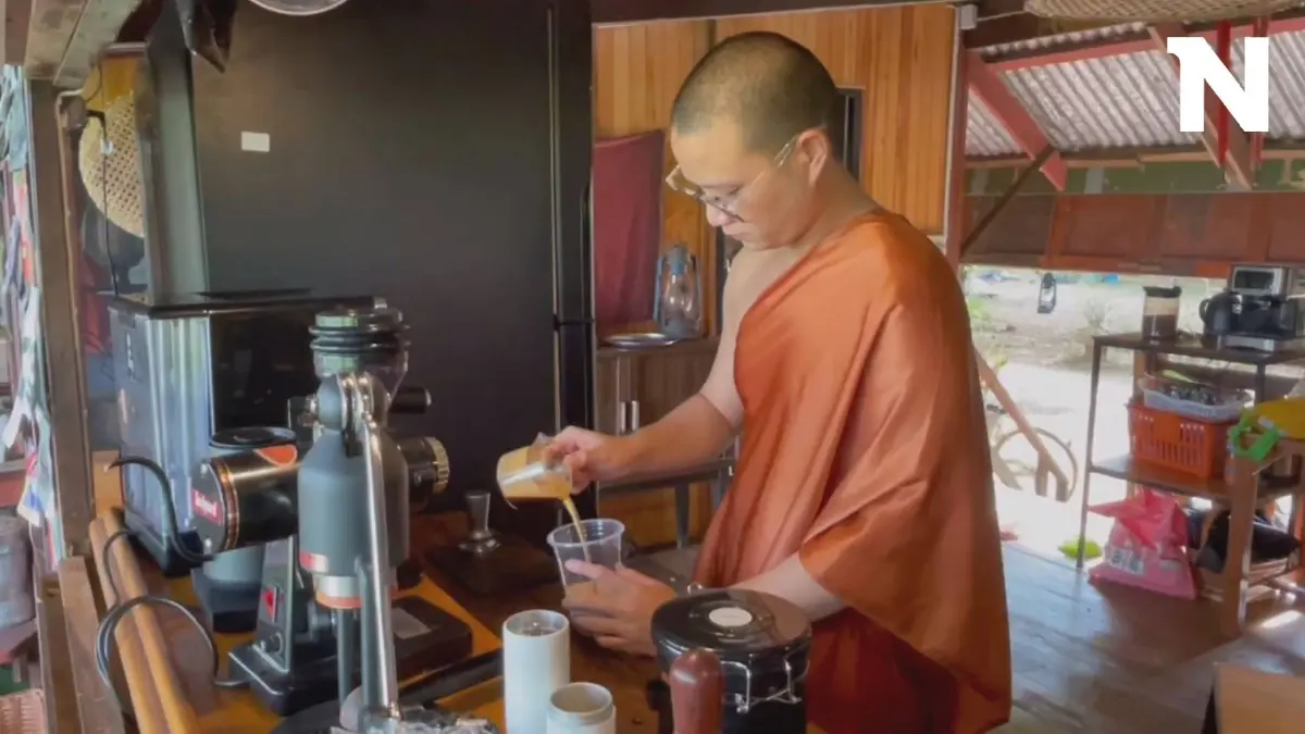 รู้จัก อามะ ภันเต คาเฟ่ รสพระทำของจริง ที่หลวงพี่ชง ญาติโยมดื่มฟรี! รู้จัก อามะ ภันเต คาเฟ่ รสพระทำของจริง ที่หลวงพี่ชง ญาติโยมดื่มฟรี!
