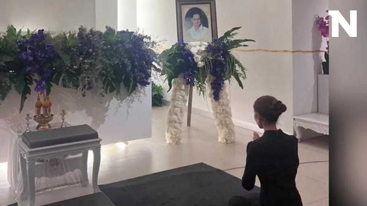 ร่วมส่งกำลังใจ 'แอฟ ทักษอร' กราบลาคุณพ่อครั้งสุดท้าย ก่อนฌาปนกิจวันนี้ 