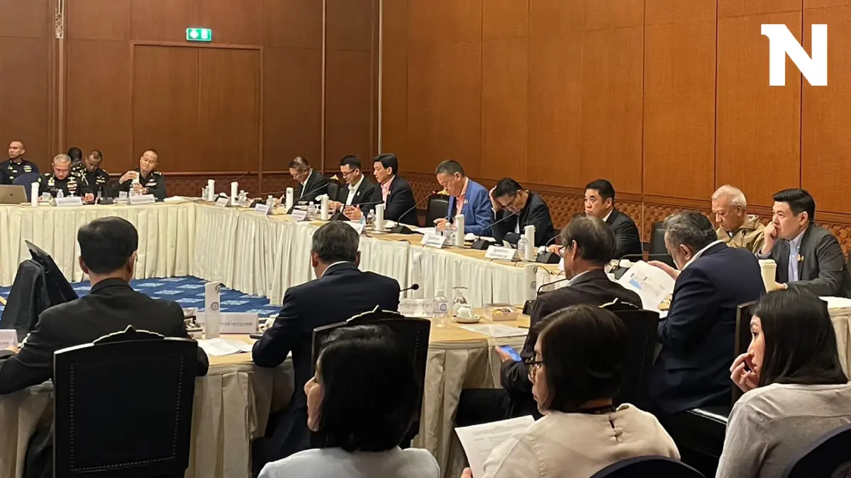 นายกฯเศรษฐา นำประชุม RRC ตั้งเป้าอพยพคนไทยให้ได้ วันละ 200-400 คน นายกฯเศรษฐา นำประชุม RRC ตั้งเป้าอพยพคนไทยให้ได้ วันละ 200-400 คน