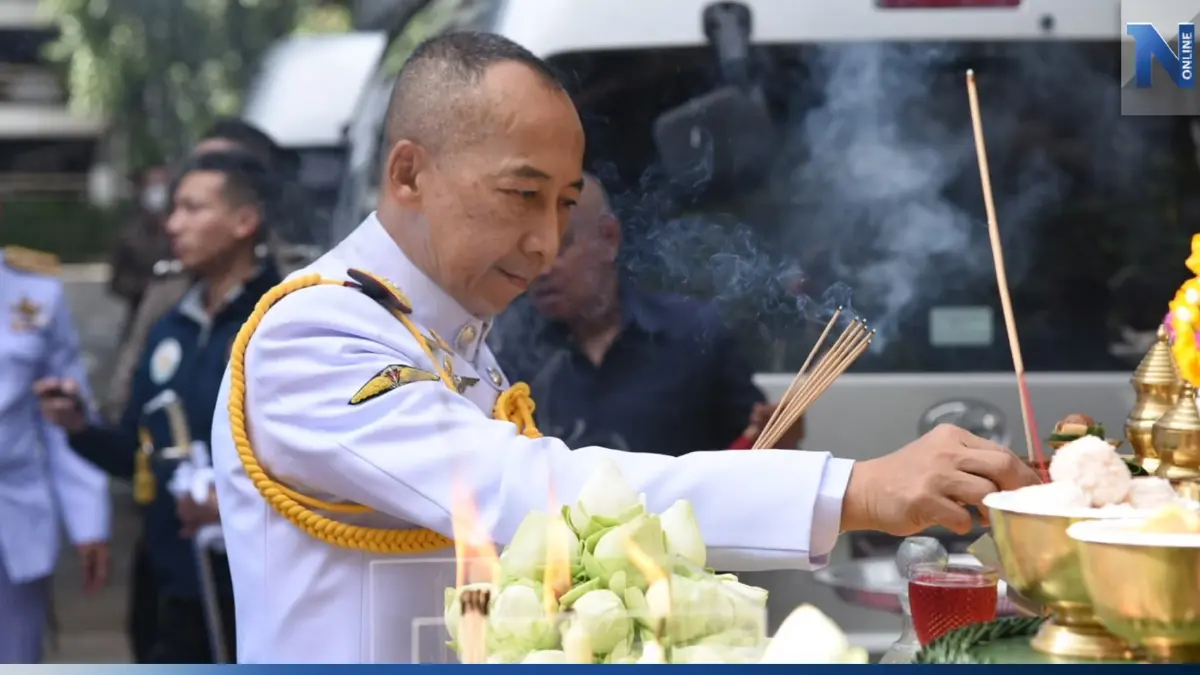“บิ๊กต่อ” ทำบุญ เสริมมงคล "ผู้บัญชาการตำรวจแห่งชาติ"