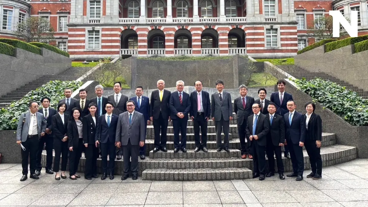 "จุมพล-วิรุฬห์" นำคณะอัยการคดีพิเศษ ร่วมทีม ปปง. ดูงานประเทศญี่ปุ่น "จุมพล-วิรุฬห์" นำคณะอัยการคดีพิเศษ ร่วมทีม ปปง. ดูงานประเทศญี่ปุ่น
