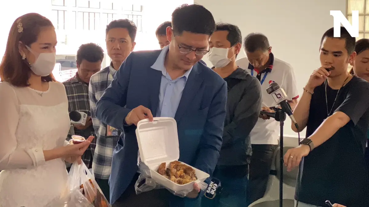 “เต้ มงคลกิตติ์” หอบไก่ย่าง เยี่ยมทักษิณ แต่ถูกราชทัณฑ์ปฏิเสธ