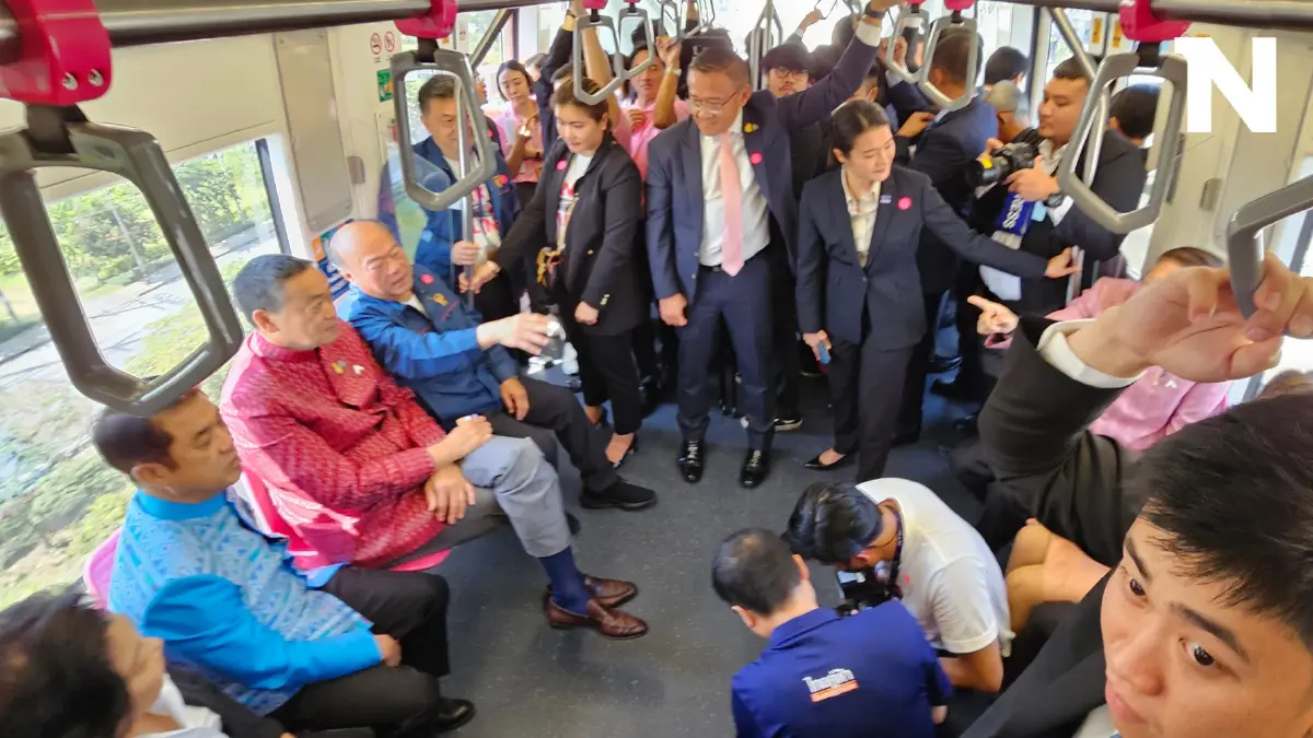 เป็นปลื้ม! "นายกฯ" ประเดิมนั่งรถไฟฟ้าสีชมพู ชี้ เป็นปัจจัยสำคัญดึงนักลงทุน