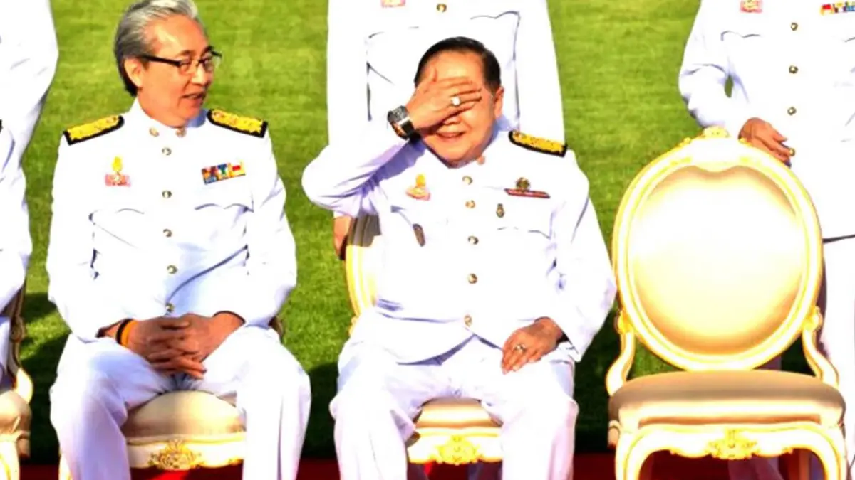 เปิดเซฟ 9 ปี "ลุงป้อม" พบ มีนาฬิกาเรือนเดียว ราคาแค่ 1.5 หมื่น หนี้ 757 บาท เปิดเซฟ 9 ปี "ลุงป้อม" พบ มีนาฬิกาเรือนเดียว ราคาแค่ 1.5 หมื่น หนี้ 757 บาท