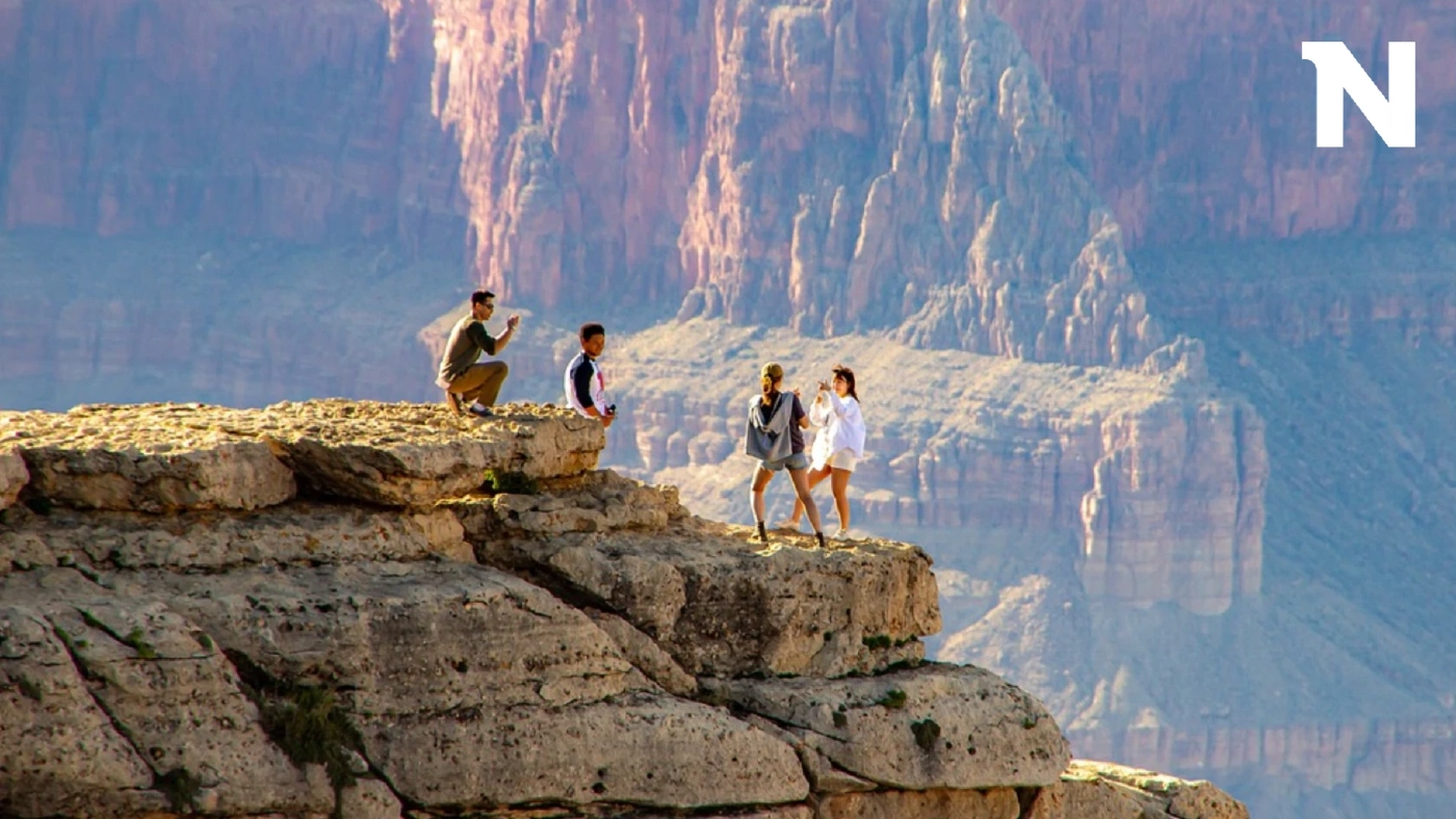 หนุ่มสาวทั่วโลกเสียชีวิตจากการถ่ายรูปเซลฟี่เพิ่ม ส่วนใหญ่ตกเหวเสียชีวิต