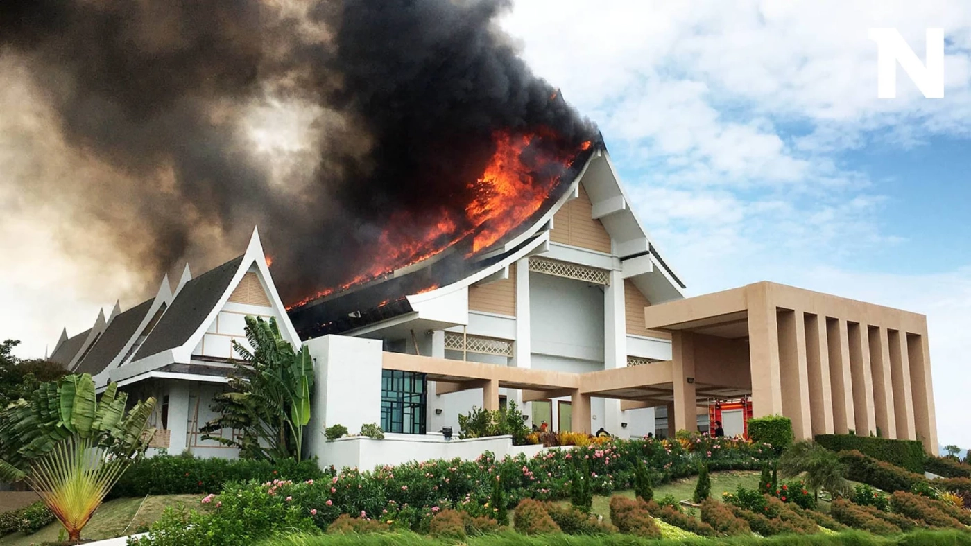 ระทึก! ไฟไหม้ มทร.รัตนโกสินทร์ วังไกลกังวล วอด 3 ล้านบาท ระทึก! ไฟไหม้ มทร.รัตนโกสินทร์ วังไกลกังวล วอด 3 ล้านบาท