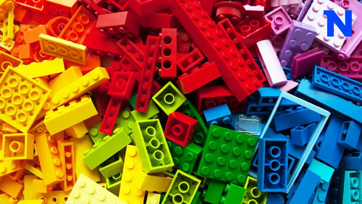 LEGO เลิกผลิตสินค้าจากพลาสติกรีไซเคิล