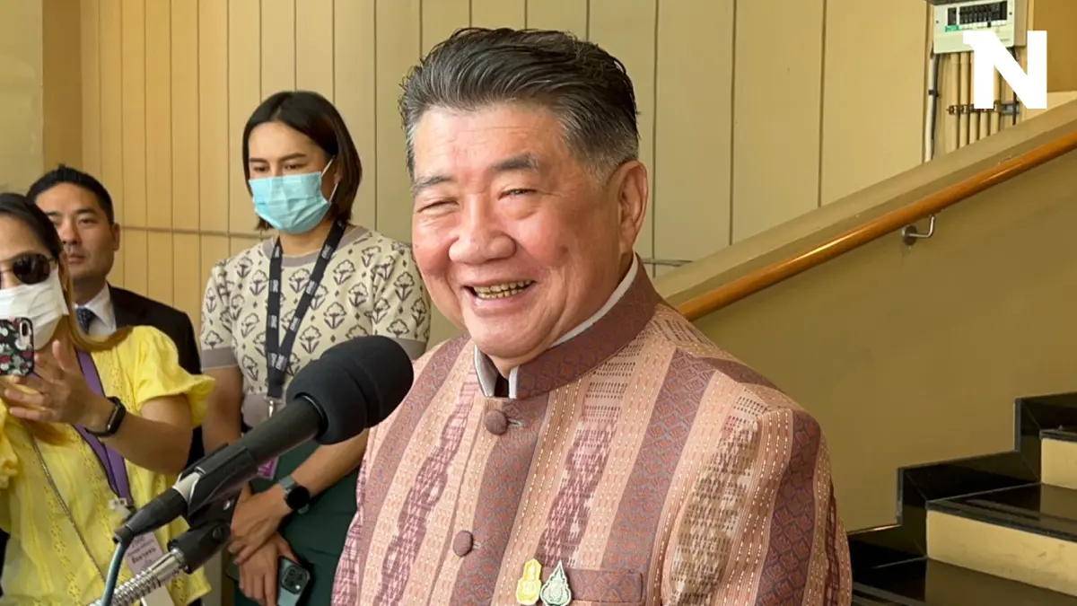 "ภูมิธรรม" ยันไม่มี "ปรับ ครม." หลัง "เฉลิมชัย" นั่งหัวหน้า ปชป.
