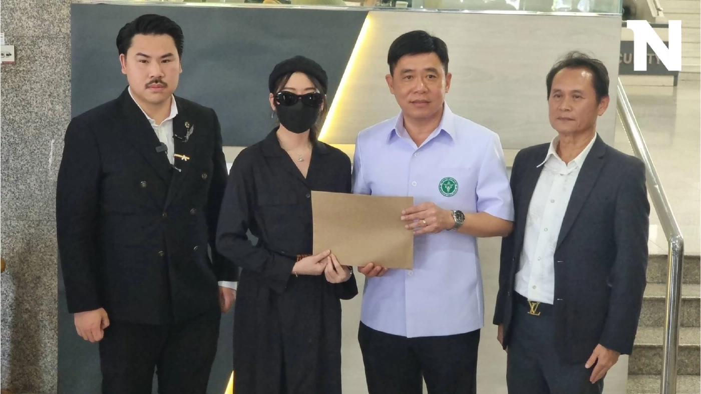 เน็ตไอดอลสาว ร้อง สธ. ถูกหมอเผายาสมุนไพรพลาด ทำไฟไหม้ตัว ไร้เยียวยา