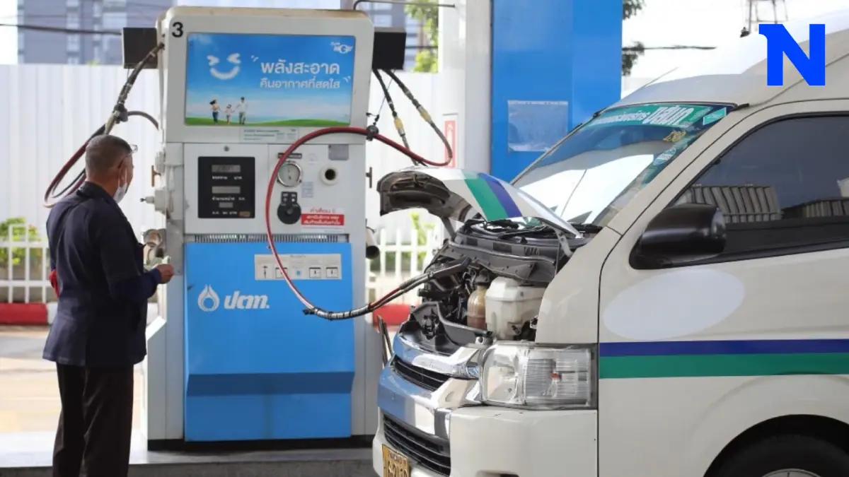 ปตท. ไฟเขียวตรึงราคา NGV รถแท็กซี่-รถโดยสารสาธารณะต่ออีก 6 เดือน ปตท. ไฟเขียวตรึงราคา NGV รถแท็กซี่-รถโดยสารสาธารณะต่ออีก 6 เดือน