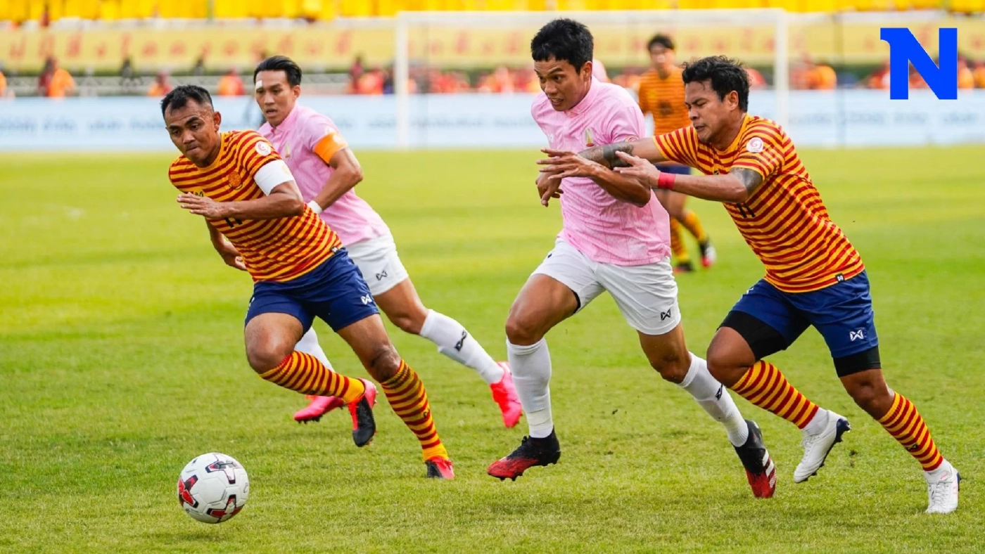 เกิดอะไรขึ้น! ดรามาหนัก บอลประเพณี "ธรรมศาสตร์-จุฬาฯ" ครั้งที่ 75 ถูกเลื่อน เกิดอะไรขึ้น! ดรามาหนัก บอลประเพณี "ธรรมศาสตร์-จุฬาฯ" ครั้งที่ 75 ถูกเลื่อน