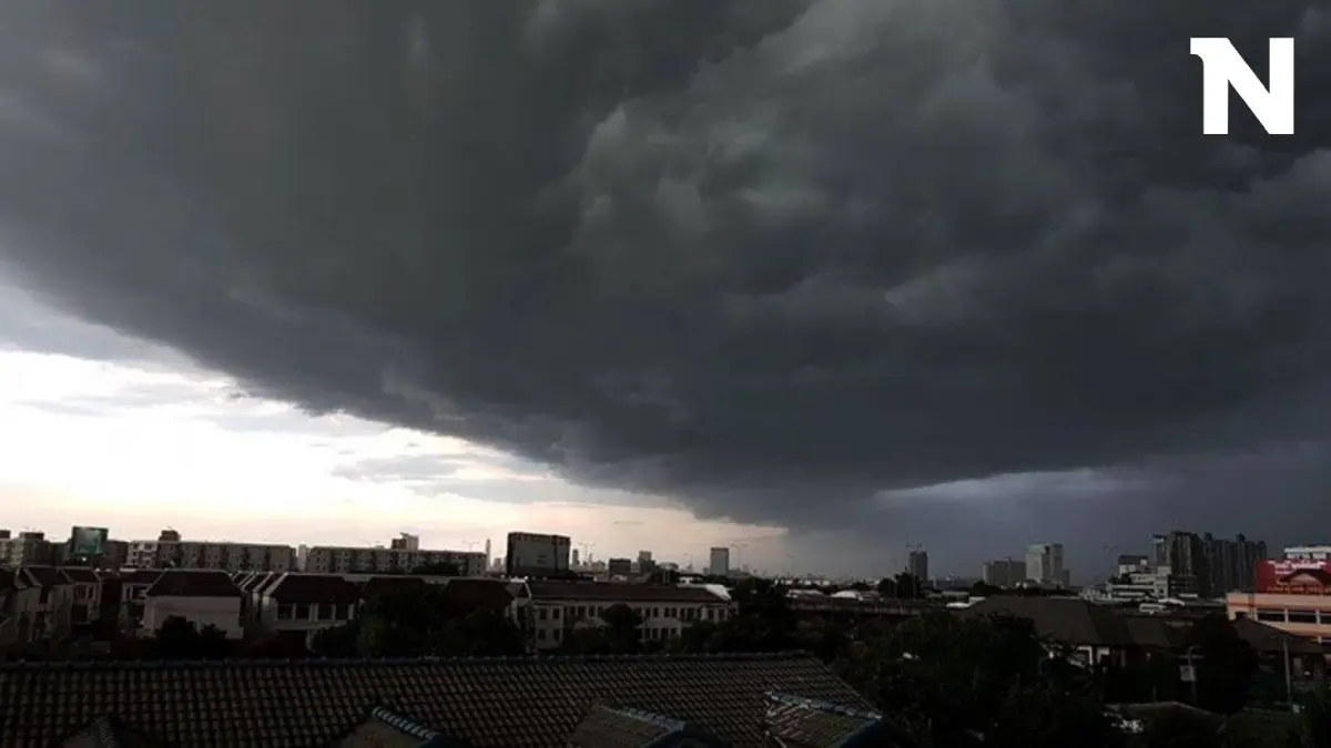อุตุฯ เตือน 13 จังหวัดฝนถล่ม ภาคใต้ตอนล่าง ฝนตกเพิ่มขึ้นจากอิทธิพลมรสุม อุตุฯ เตือน 13 จังหวัดฝนถล่ม ภาคใต้ตอนล่าง ฝนตกเพิ่มขึ้นจากอิทธิพลมรสุม