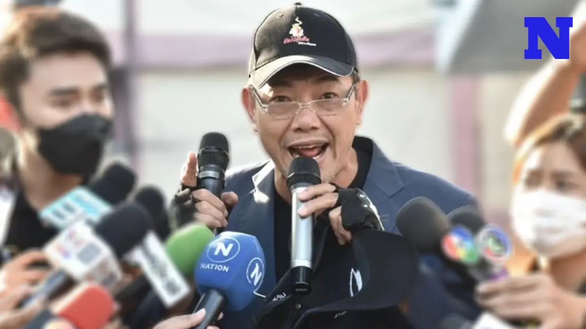 "ลุงศักดิ์" มือชก "ศรีสุวรรณ" ยกมือท่วมหัว ดีใจตำรวจจับแก๊งตบทรัพย์อธิบดี "ลุงศักดิ์" มือชก "ศรีสุวรรณ" ยกมือท่วมหัว ดีใจตำรวจจับแก๊งตบทรัพย์อธิบดี