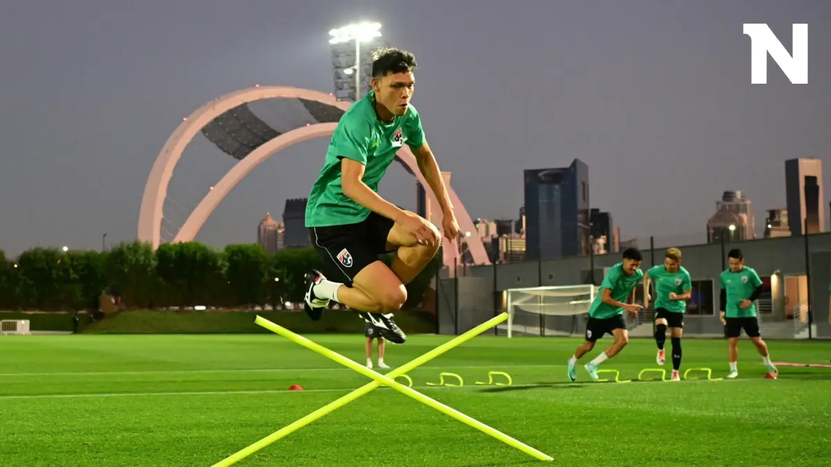 "ทีมชาติไทย" ซ้อมเข้มก่อนดวล คีร์กีซสถาน "สมยศ" บุกกาตาร์ร่วมให้กำลังใจ