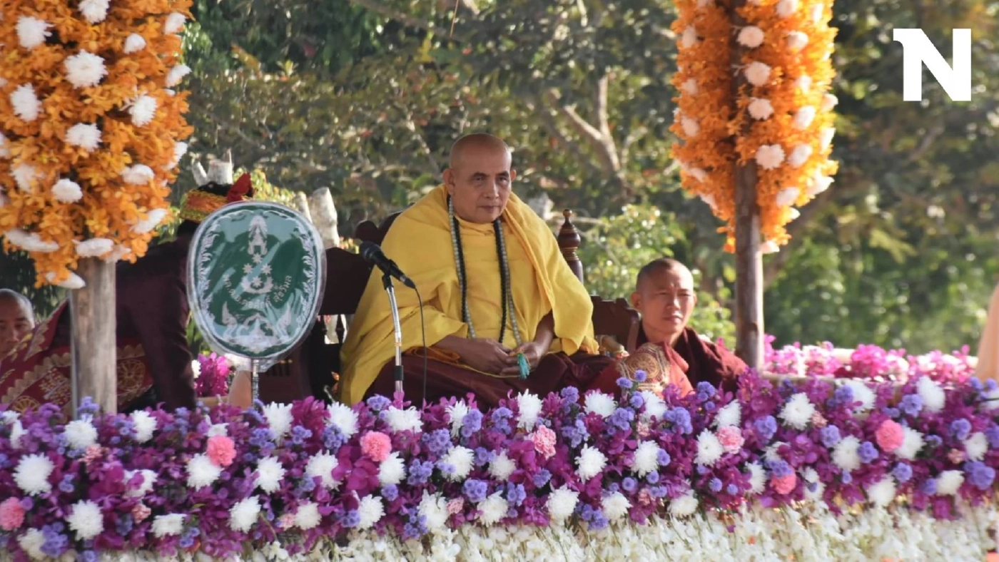 คลื่นมหาชนนับหมื่น หลั่งไหลร่วมงานพิธีสืบชะตาหลวง พระครูบาบุญชุ่ม