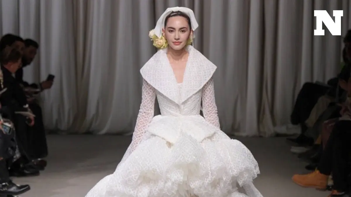 "ใหม่ ดาวิกา" รับจบฟินาเล่ ในโชว์ของ Giambattista Valli แบรนด์ดังระดับโลก