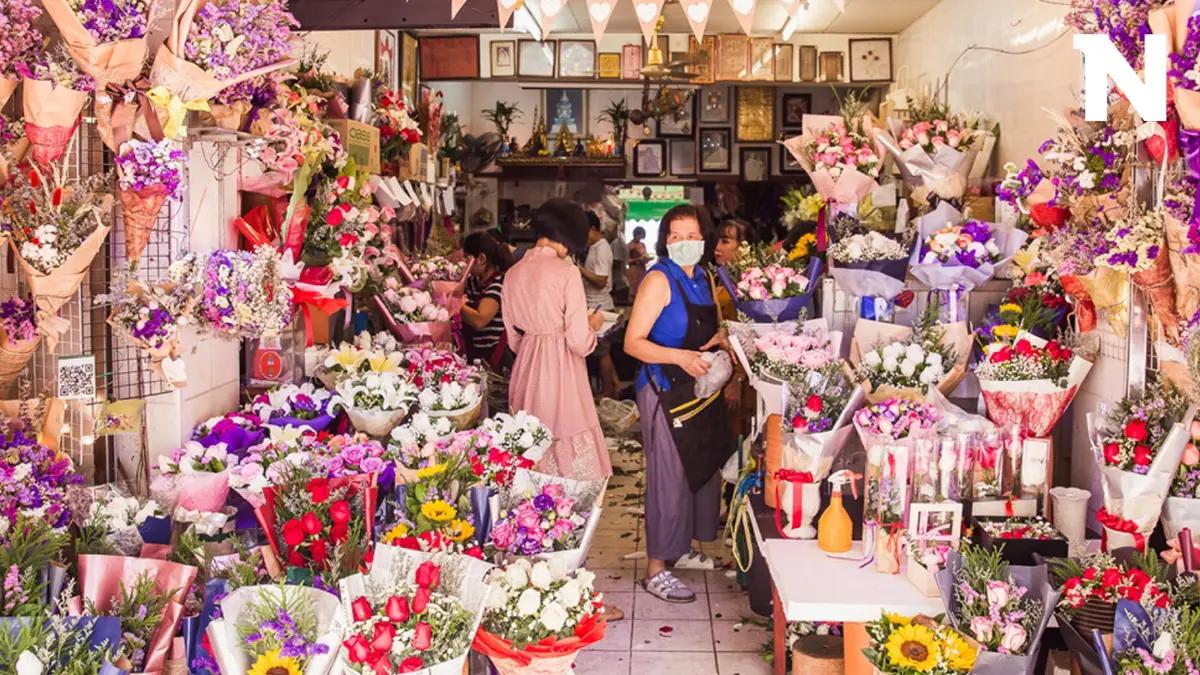 ปากคลองตลาด 'คึกคัก' ต้อนรับเทศกาลแห่งความรัก ปากคลองตลาด 'คึกคัก' ต้อนรับเทศกาลแห่งความรัก