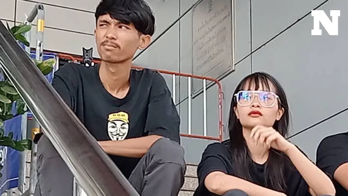 ศาลอาญาไม่ให้ประกันตัว "ตะวัน-แฟรงค์" หลังอดข้าว-น้ำประท้วง ศาลอาญาไม่ให้ประกันตัว "ตะวัน-แฟรงค์" หลังอดข้าว-น้ำประท้วง