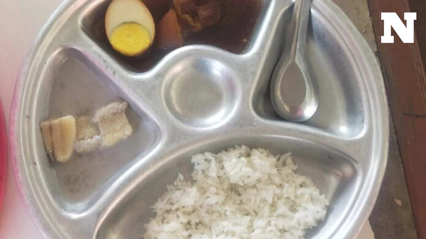 อิ่มไหม? อาหารกลางวันเด็กประถม รร.ลำปาง งบ 22 บาท ข้าวไข่พะโล้ห้ามเติม อิ่มไหม? อาหารกลางวันเด็กประถม รร.ลำปาง งบ 22 บาท ข้าวไข่พะโล้ห้ามเติม