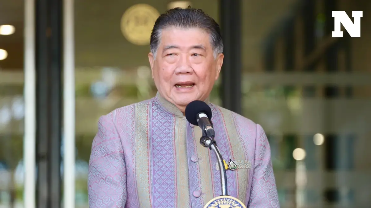 "ภูมิธรรม" ยันนายกฯมีหนึ่งเดียวแม้ "ทักษิณ" จะได้พักโทษ