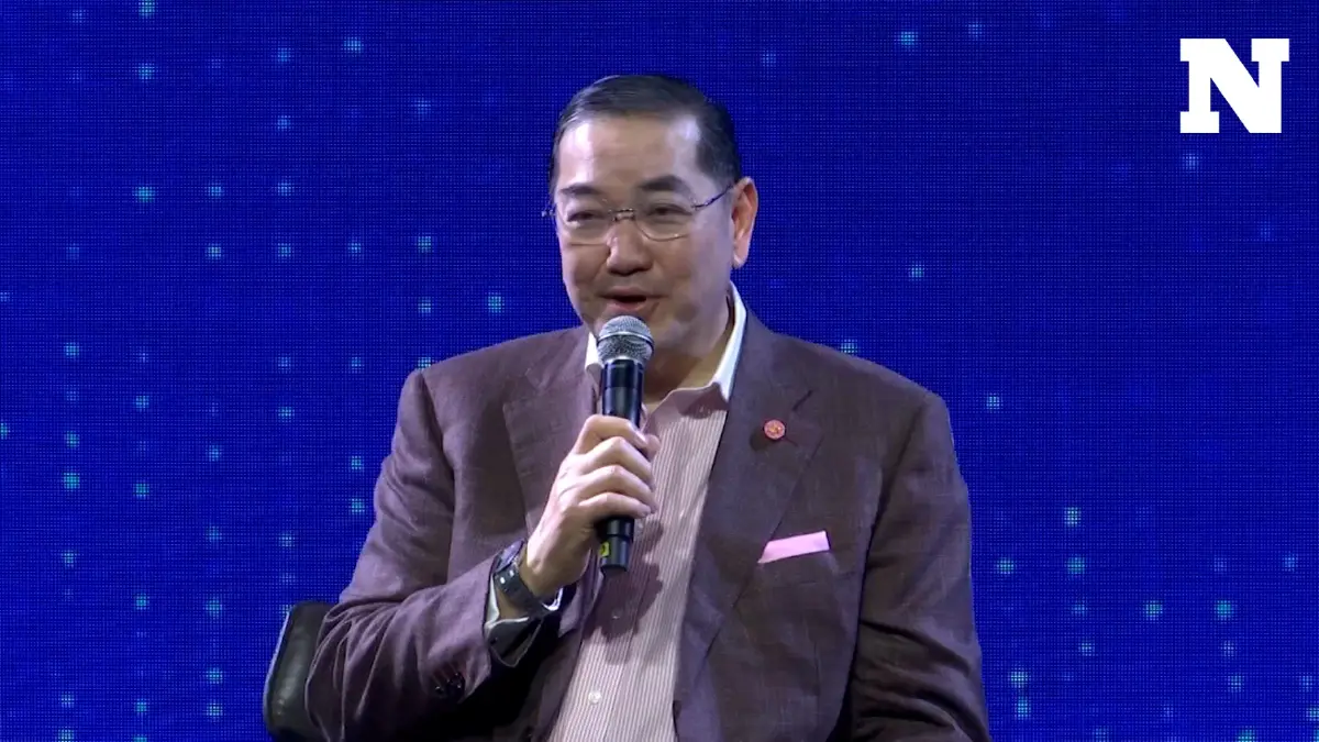 'สุรเกียรติ์' แนะทางออกไทยท่ามกลางโลกป่วน