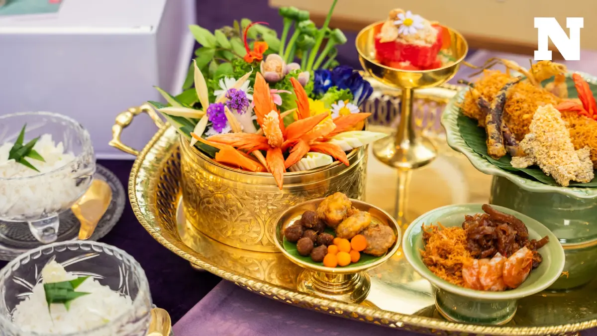 ทำนองแห่งคิมหันต์ พิถีพิถันสำรับเครื่องว่าง "ข้าวแช่ตำรับนารา"